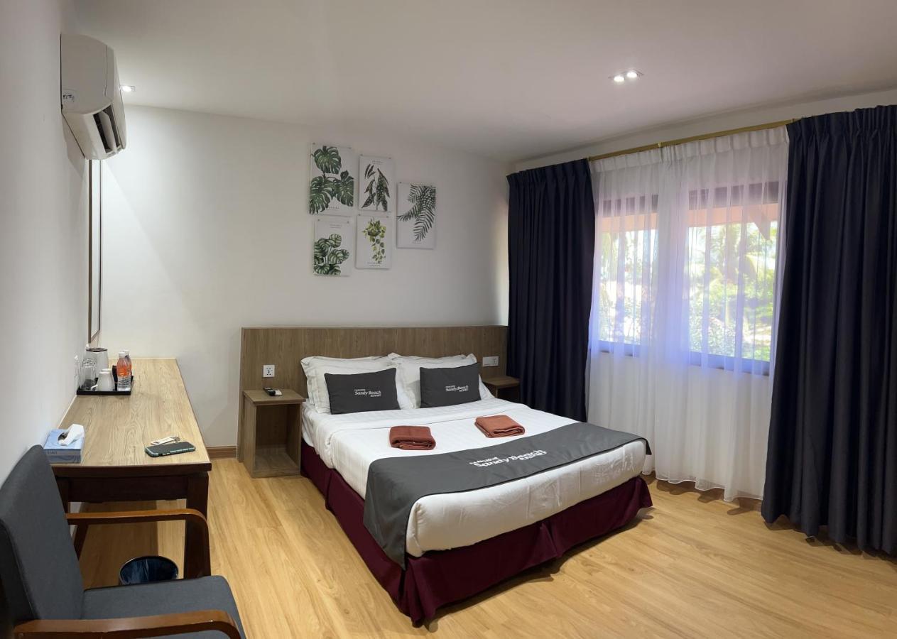 Pangkor Sandy Beach Resort Кампонг-Пасир-Богак Экстерьер фото