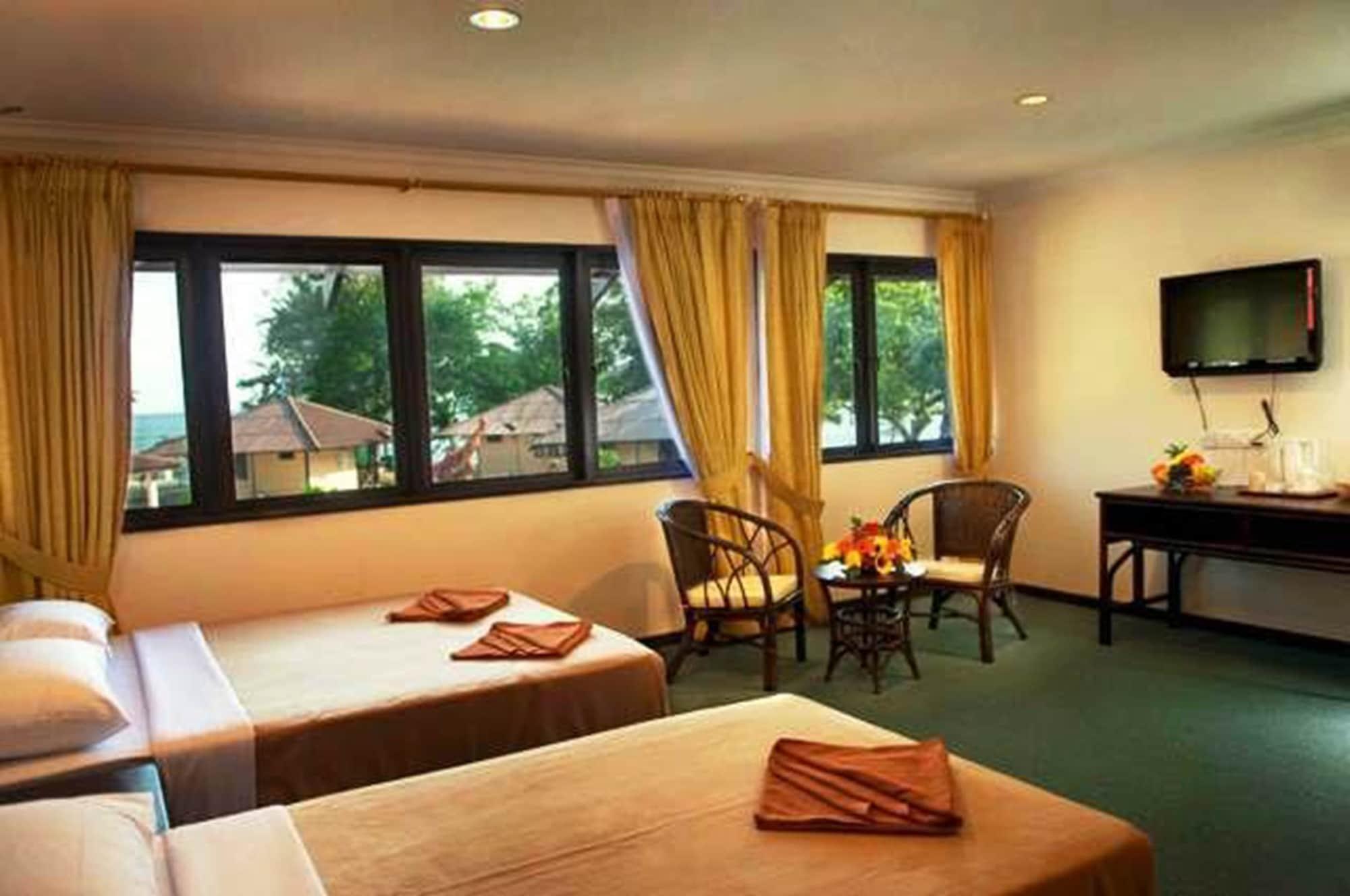 Pangkor Sandy Beach Resort Кампонг-Пасир-Богак Экстерьер фото