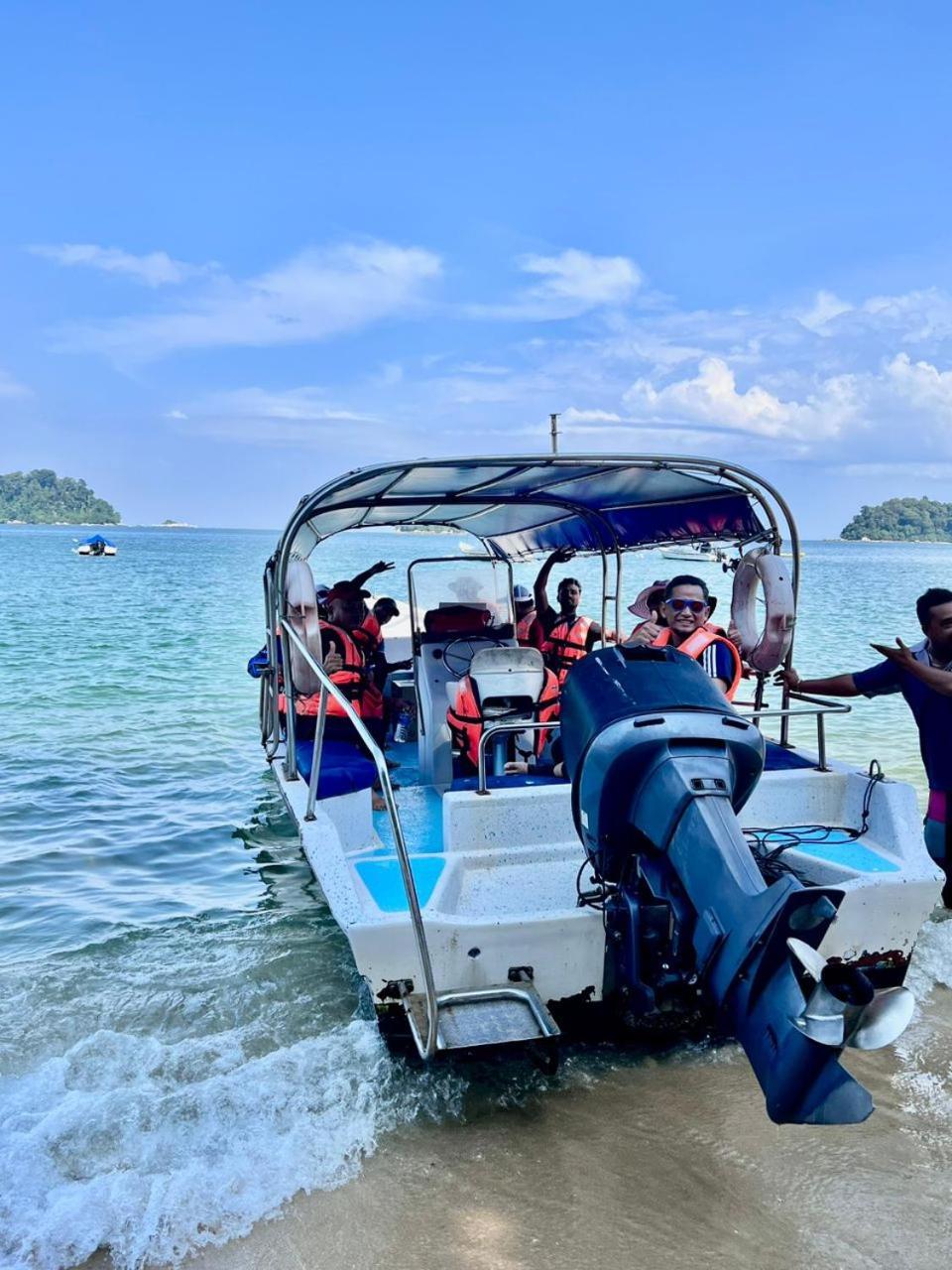 Pangkor Sandy Beach Resort Кампонг-Пасир-Богак Экстерьер фото