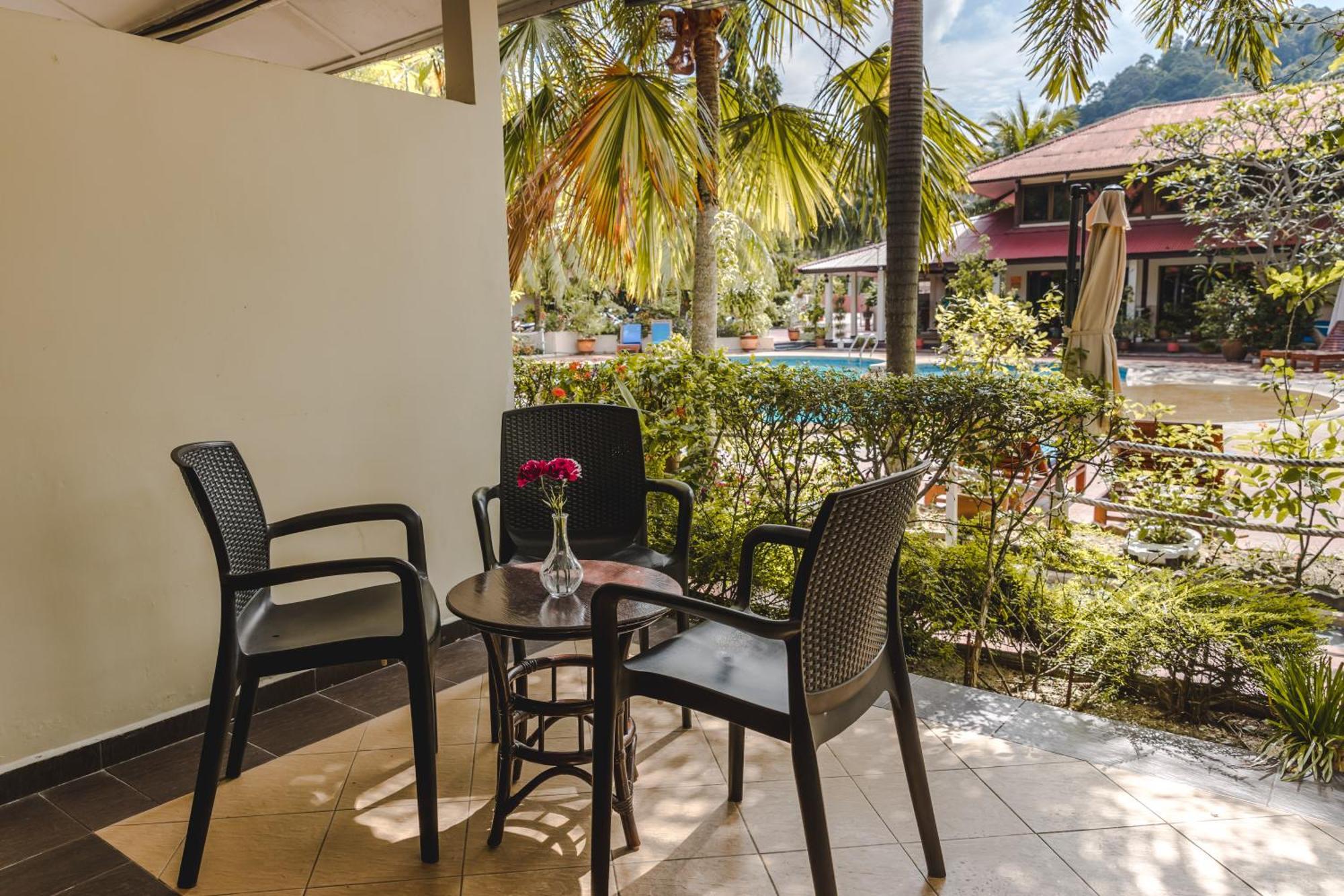 Pangkor Sandy Beach Resort Кампонг-Пасир-Богак Экстерьер фото