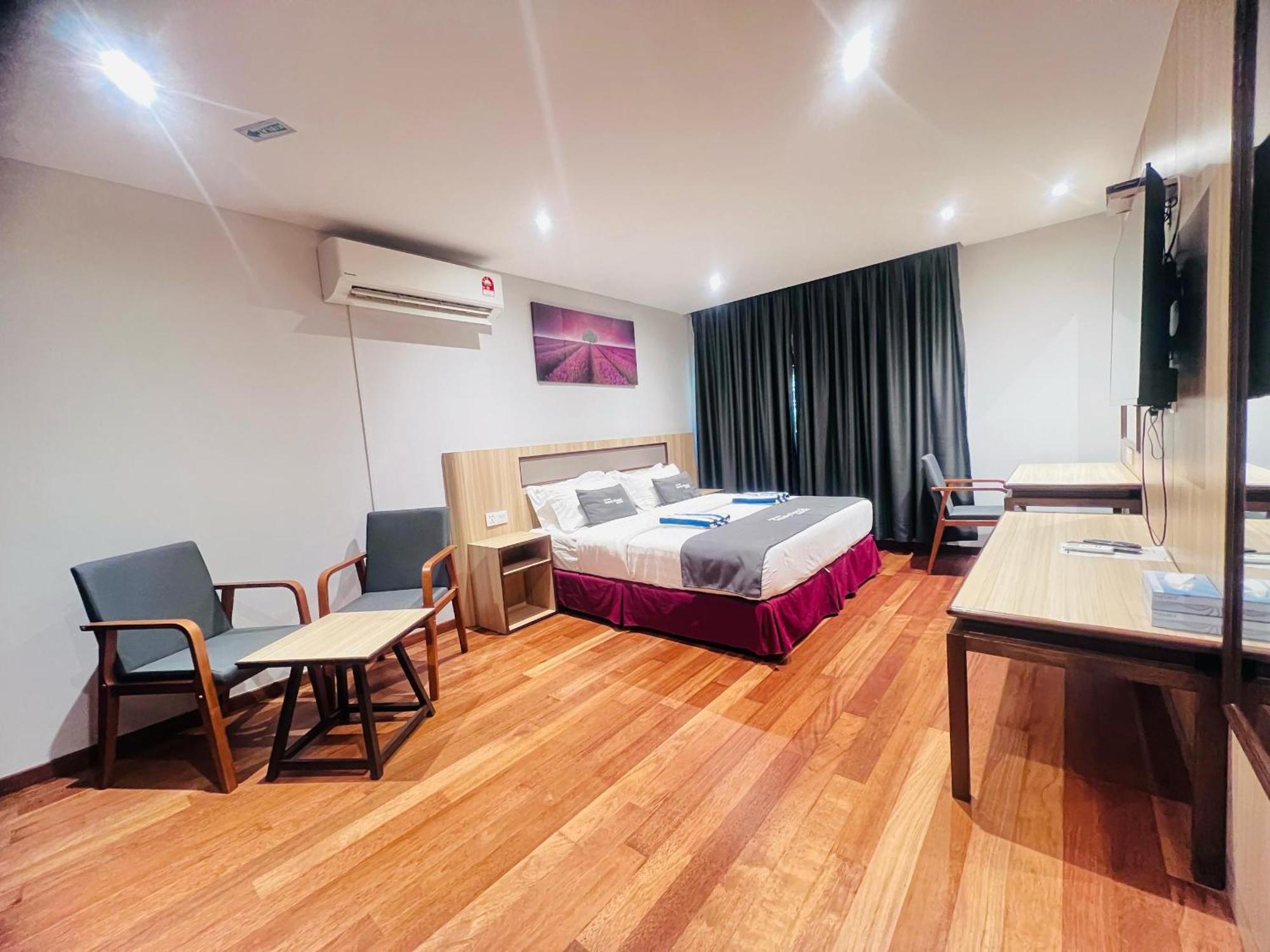 Pangkor Sandy Beach Resort Кампонг-Пасир-Богак Экстерьер фото